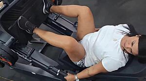 Gym Slut Fingering