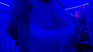 BBW Blue Light Tease