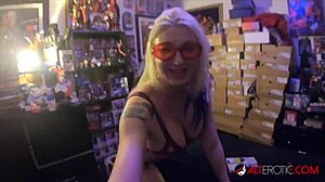 Leya Squirts