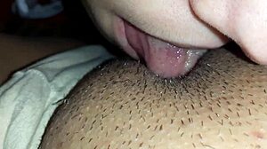 morning lesbian lick