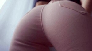 Jeans Facesit Countdown