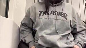 Public Edging Thrill