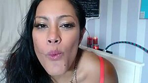 dildo squirting solo