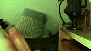 Skins Masturbation