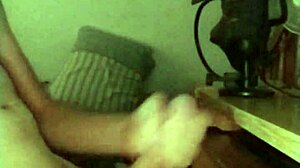 Skins Masturbation