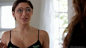 Lesbian Trick Fingering