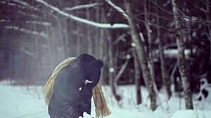 laura quest flashing