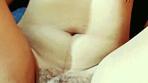 Pussy Close-Up Pound