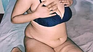 Indian Bhabhi Boobs