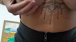 Slutty flashing