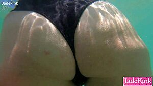 Isabela Flashing Fuck