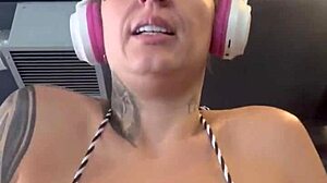 gym wet pussy