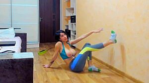 dildo gym masturbation