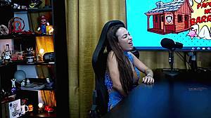 belinha cock grab