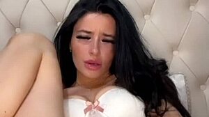 Horny Webcam Squirting