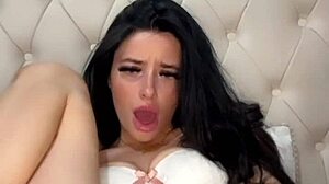 Horny Webcam Squirting