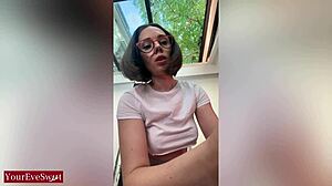 Dildo Deepthroat Eve