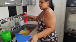 Maid Ass Flash