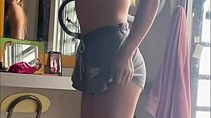 ass shaking skinny