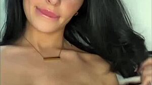 Horny Webcam Squirting