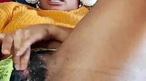 Peluda Pussy Squirt