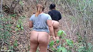 outdoor twerk babes