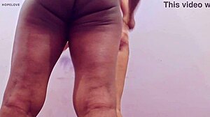 indonesian ass shake