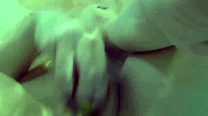 Nadia Bath Masturbation