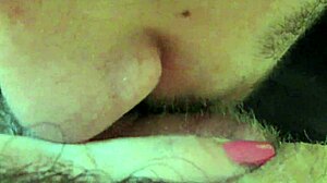 clit lick squirt