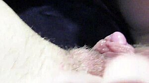 clit lick squirt