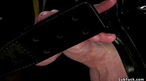 Latex Strapon Suck