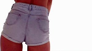 ass shaking asmr
