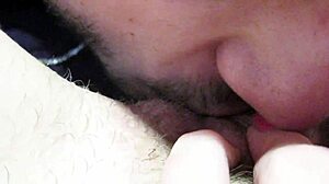 clit lick squirt