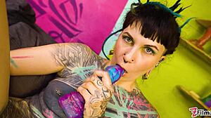 toywall anal stretch