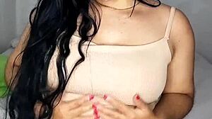 latina creamy orgasm
