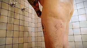 Giantess Pussy Shave