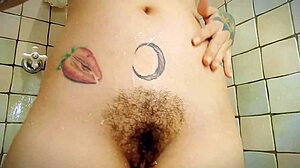 Giantess Pussy Shave