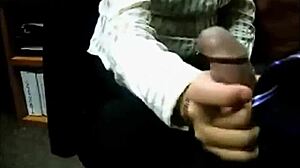 Maid Dick Suck