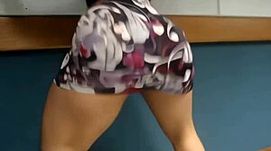 retro ass curves