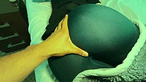 Gym Cumshot