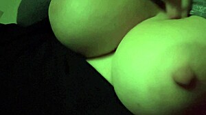 Italian Tits Bounce