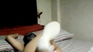 Flexible Pinay Solo