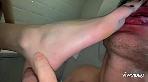 Teen Feet Cumshot