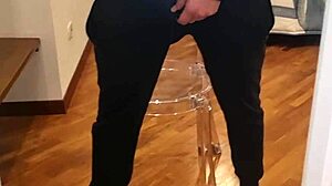 Leather Jerk Off