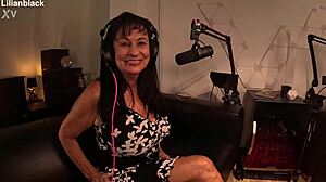 studio pussy fisting