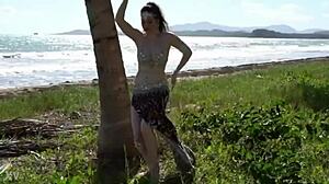 belly dancer shake