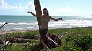 belly dancer shake