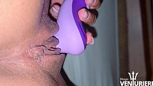 wife sucks friend