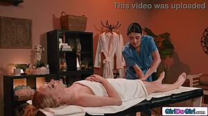 lesbian pussy massage