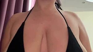 Shaking Natural Tits
